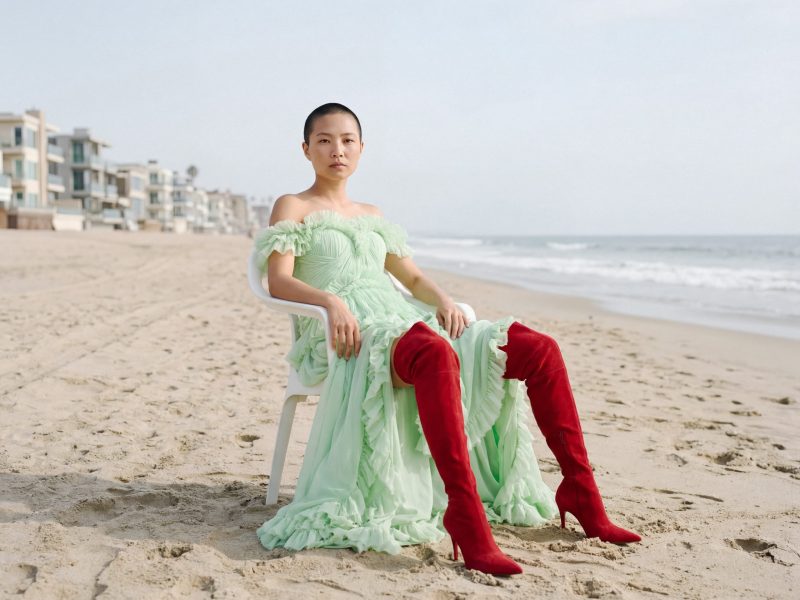 Sebastian_Schulz_Alexander_Mcqueen_Beach